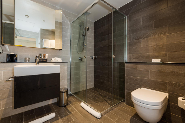 Bathroom 9