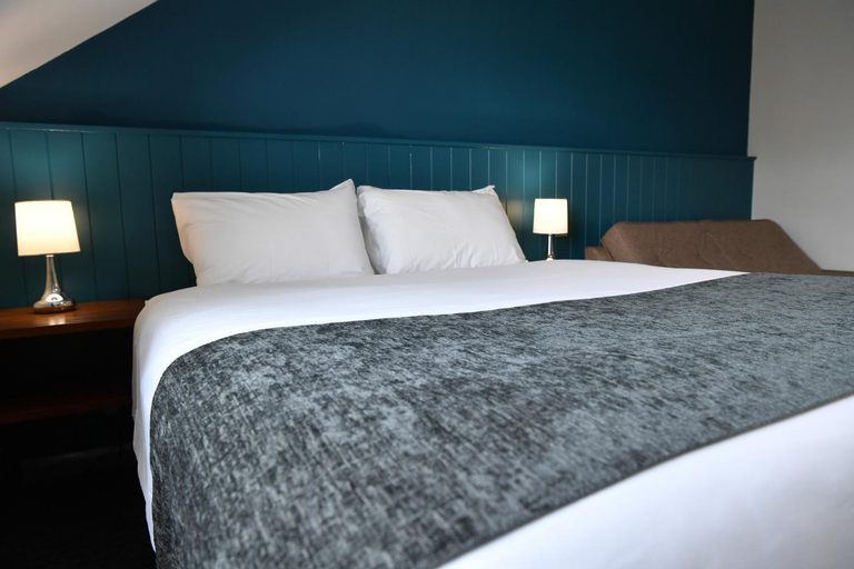 Bedroom 2, Mill On The Soar by Greene King Inns, Leicestershire