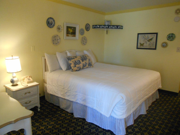 Bedroom 15