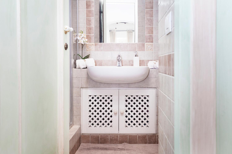 Bathroom 4, Tritone 91 Apartments, Roma