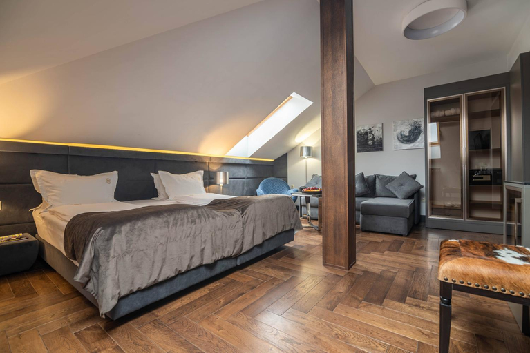 Others 4, Grand Hotel Roxolana, Ivano-Frankivs'ka