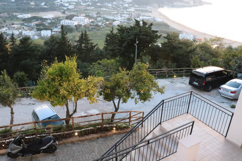 Others 3, The Stunning B&B, Foggia
