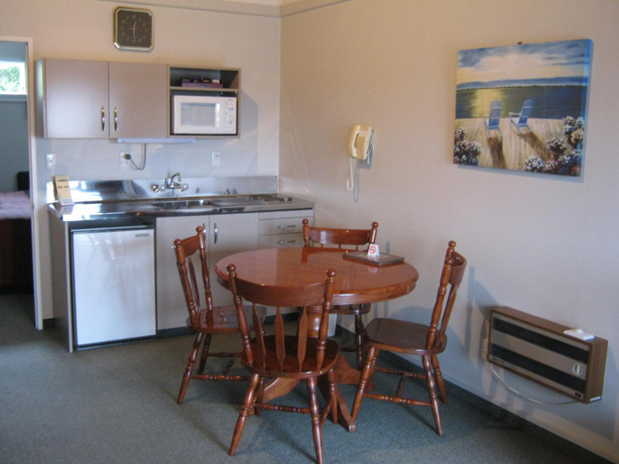 Others 4, Blue Dolphin Motel, Timaru