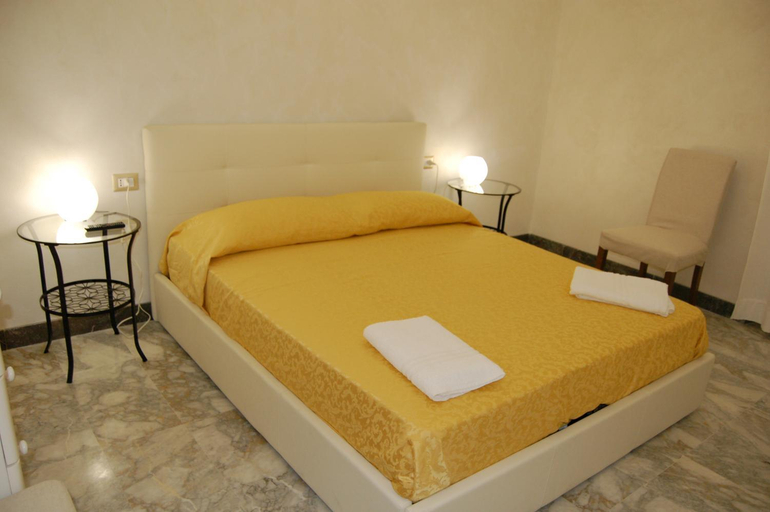 Others 2, Manzoni Suite, Cagliari