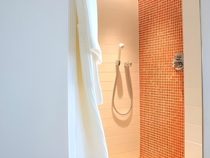 Bathroom 3, Hotel Arrows, Uden