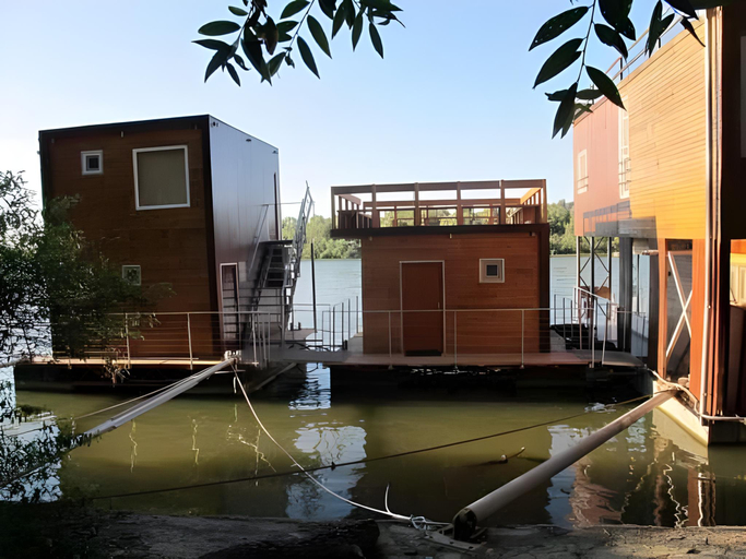 Others 3, ArkaBarka Floating Hostel, Belgrade