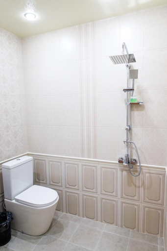 Bathroom 3, Hotel Gold