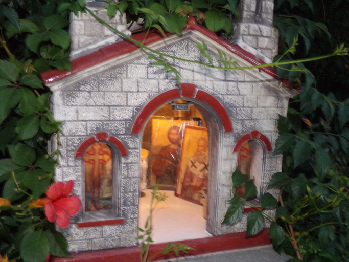 Others 4, Villa Karapataki, East Macedonia and Thrace