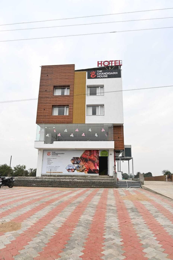 Exterior & Views 2, The Byke Business - Chandigarh House, Bhopal