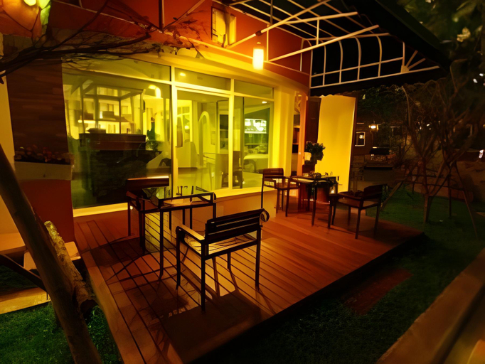Others 4, At Home Phetkasem, Bang Khae