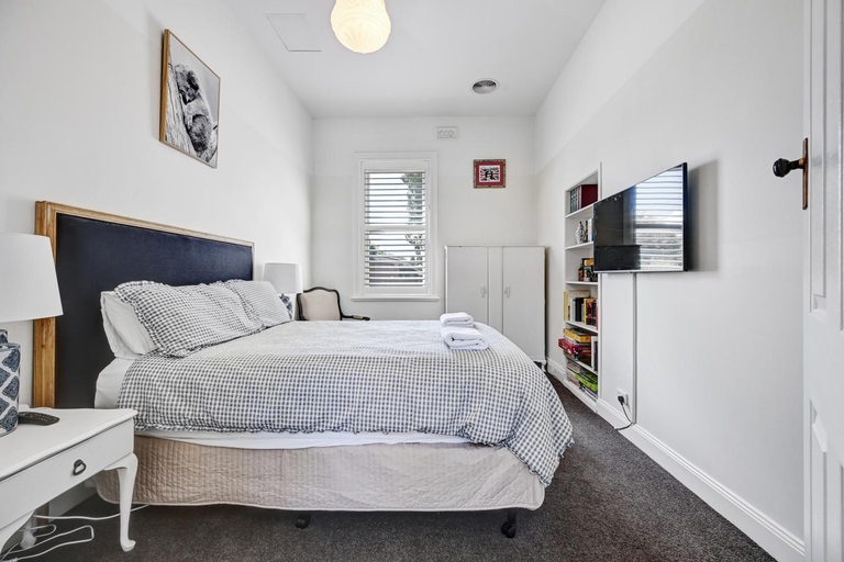 Bedroom 2, Prince Street Cottage - 1890’s Edwardian Gem, Orange
