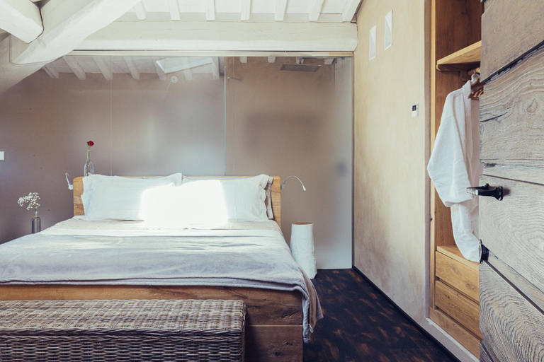 Bedroom 19