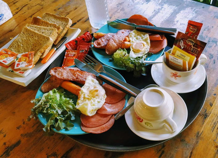 Food & Drinks 4, Lake Camp Resort, Phi Pun