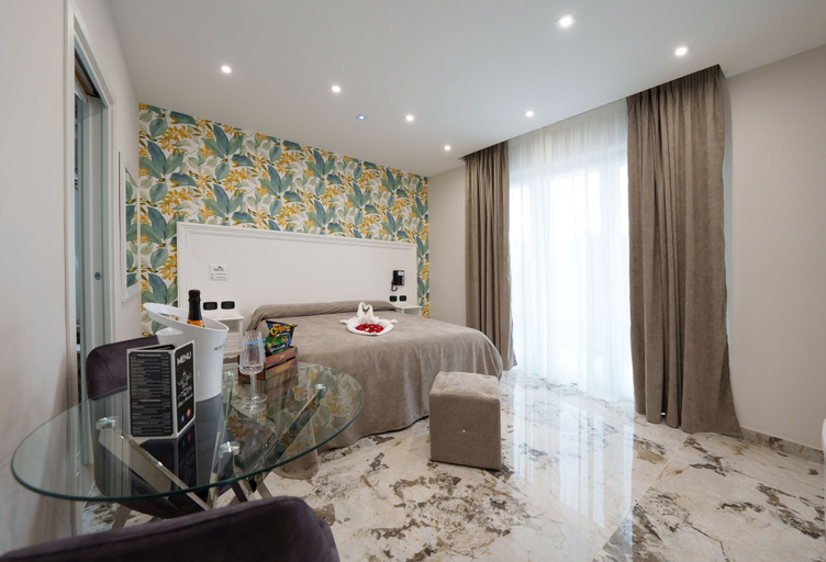 Bedroom 4, Hotel Manuela, Napoli