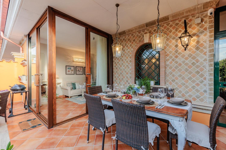 Others 3, Corallina, 2 Bedrooms Villa with Garden and Private Jacuzzi, Roma