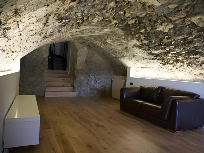 Public Area, Alizaque Lodge, Cuenca