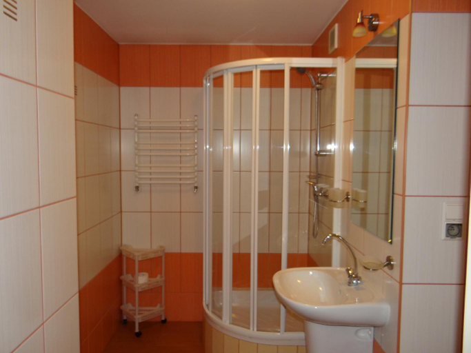 Bathroom 2, Hotel Restauracja Kinga, Będzin