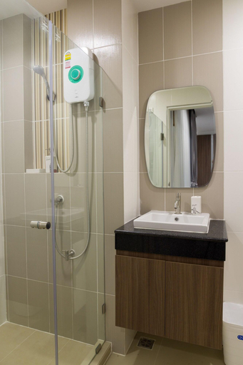 Bathroom 5, Modernbright Serviced Apartment Laemchabang, Bang Lamung