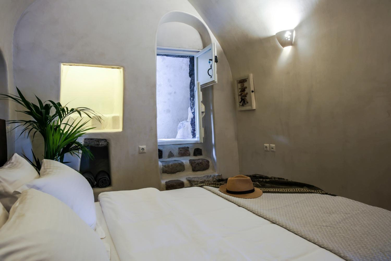 Bedroom 3, Exi Castle Suites, South Aegean