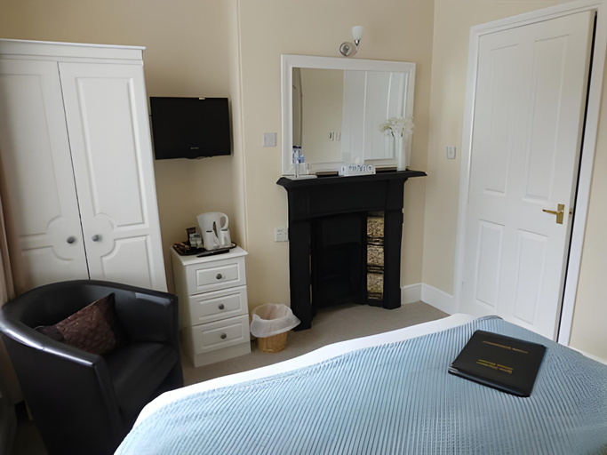 Bedroom 3, Bryn Derwen Guest House, Conwy