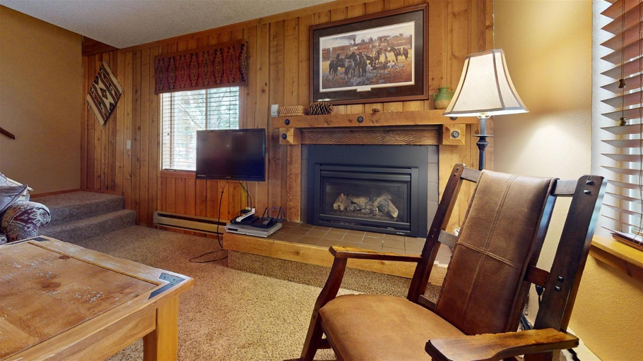 Others 5, Trapper Condo Unit 7, Gallatin