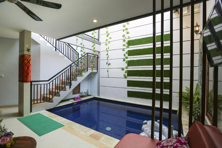 Swimming Pool 15