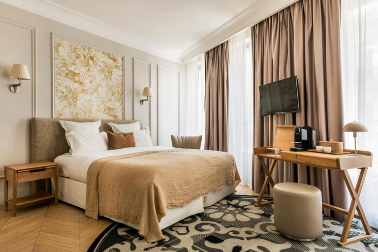 Bedroom, Trinité Haussmann, Paris