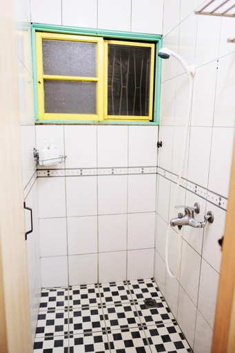 Bathroom 3, HouseNandoor - Hostel, Tainan