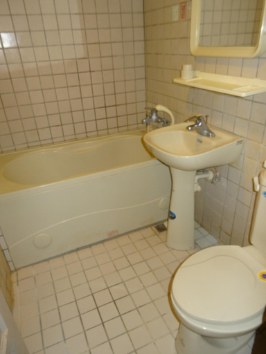 Bathroom 5, Jia Xin Hotel, Chiayi City