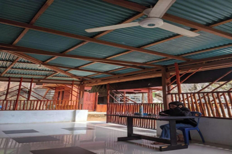 Public Area 2, Express O 91702 Mandeh Homestay, South Pesisir