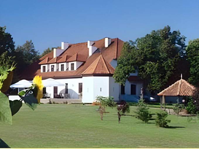 Others 4, Bialy Dwor, Kwidzyn
