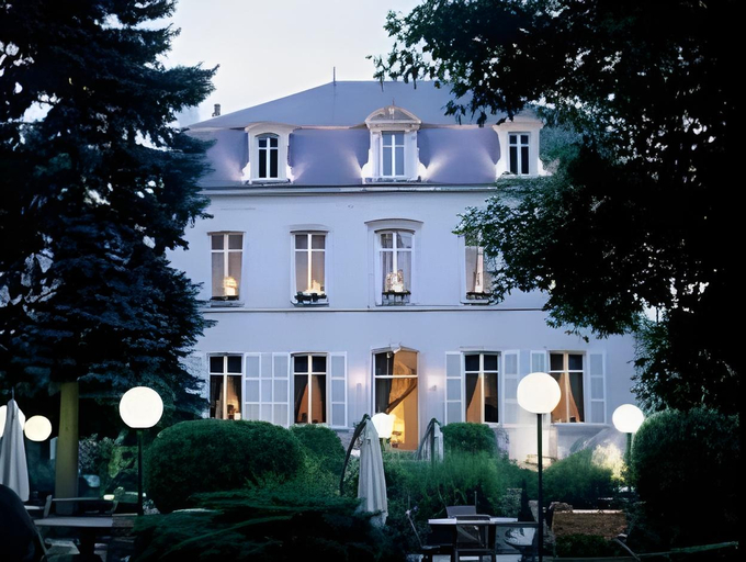 Hostellerie Le Cedre, Côte-d'Or