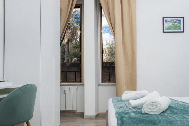 Bedroom 4, Green Garden, Rome