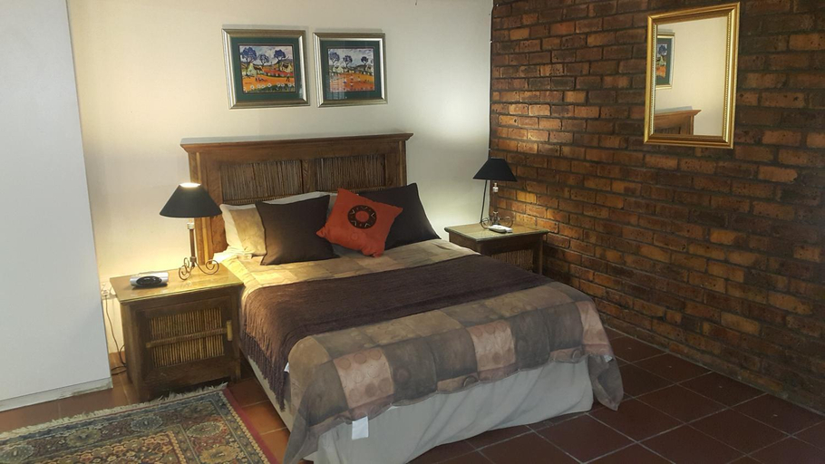 Others 3, Albatross B&B, Ekurhuleni