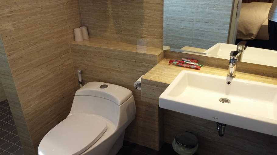 Bathroom 3, DAGO 207, Bandung