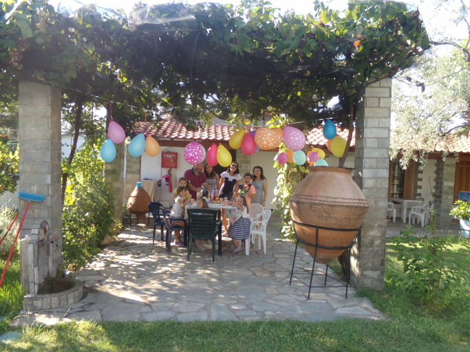 Others 3, Villa Karapataki, East Macedonia and Thrace