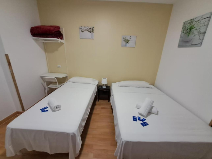 Others 3, Pension Berti Madrid, Madrid