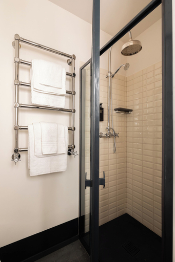 Bathroom 4, Monti  Apartments, Rome