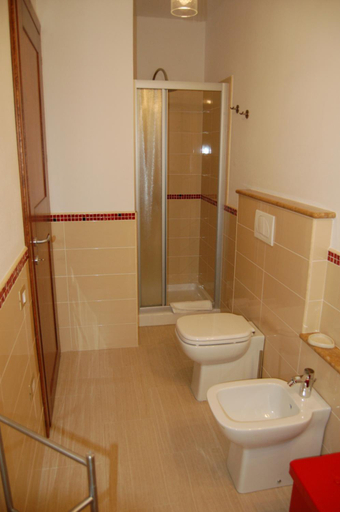 Others 5, Manzoni Suite, Cagliari