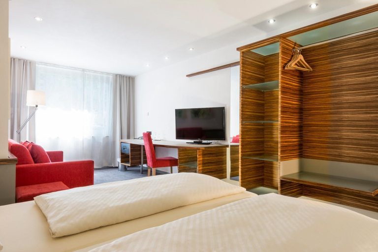 Bedroom 3, Parkhotel Schillerhohe, Ludwigsburg