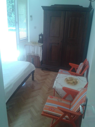 Others 4, Guesthouse Lautasevic