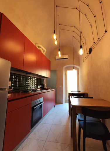 Dining Room 10