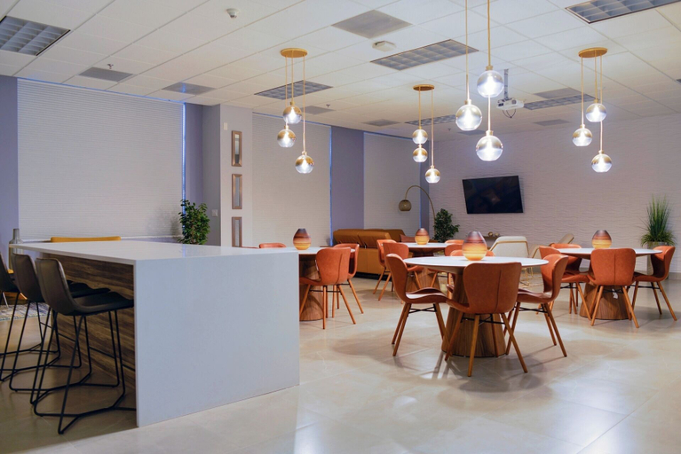 Food & Drinks 5, Chic Brickell Condos – Prime Location, Miami-Dade