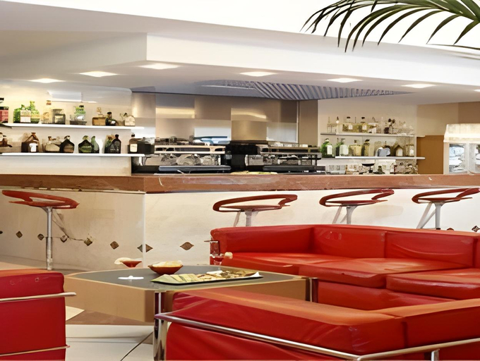 Food & Drinks 5, Residence I Triangoli, Roma
