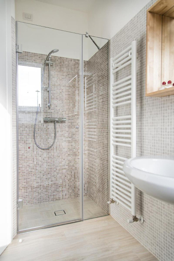 Others 5, B&B Bucci 54, Rimini