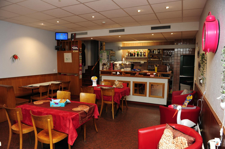 Food & Drinks 4, Hotel Restaurant Au Chasseur, Jura-North Vaudois