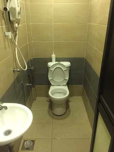 Others 3, Desa house hotel, Gombak