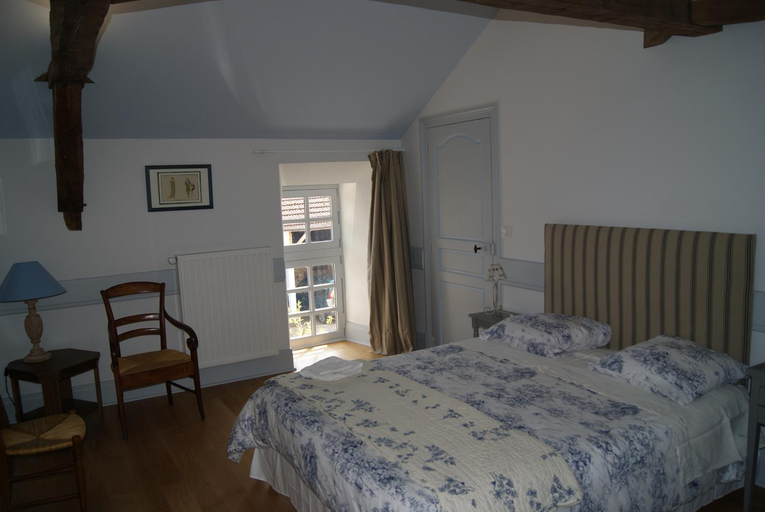 Others 4, Chateau de Fontnoble, Allier