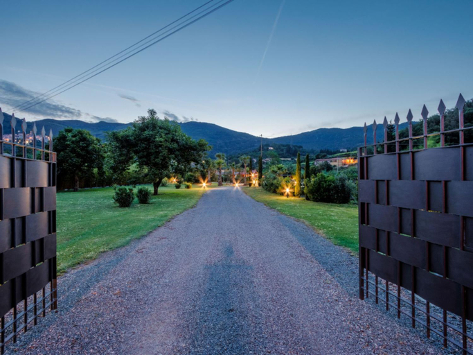 Villa Serena by Interhome, Livorno