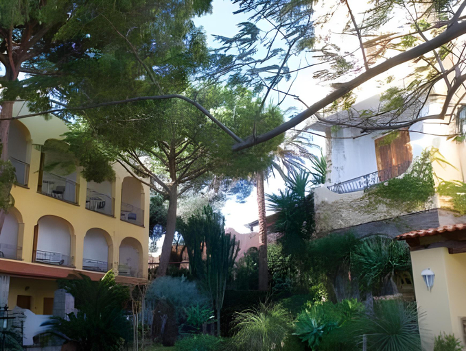 Exterior & Views 1, Hotel San Lorenzo Thermal Spa, Napoli